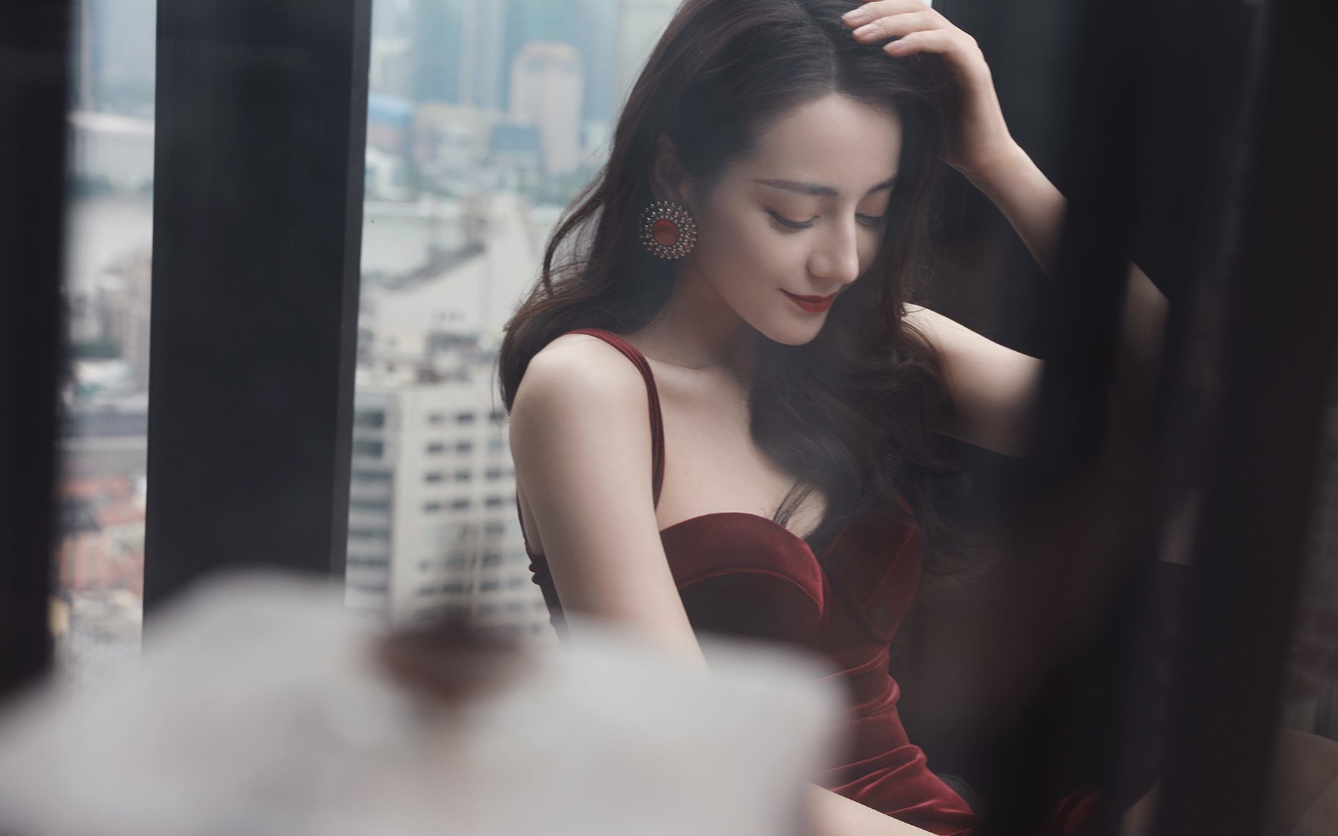 红魔引擎点火！努涅斯F1式超车引爆双城记