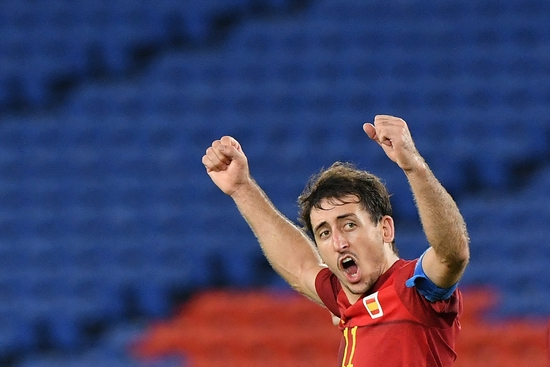 日本横扫马德里竞技，奥亚尔萨瓦尔惊艳四座